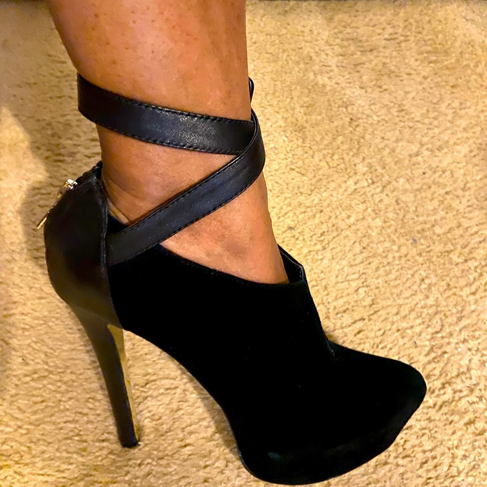 Bebe 4.5 inch black suede leather ankle strap